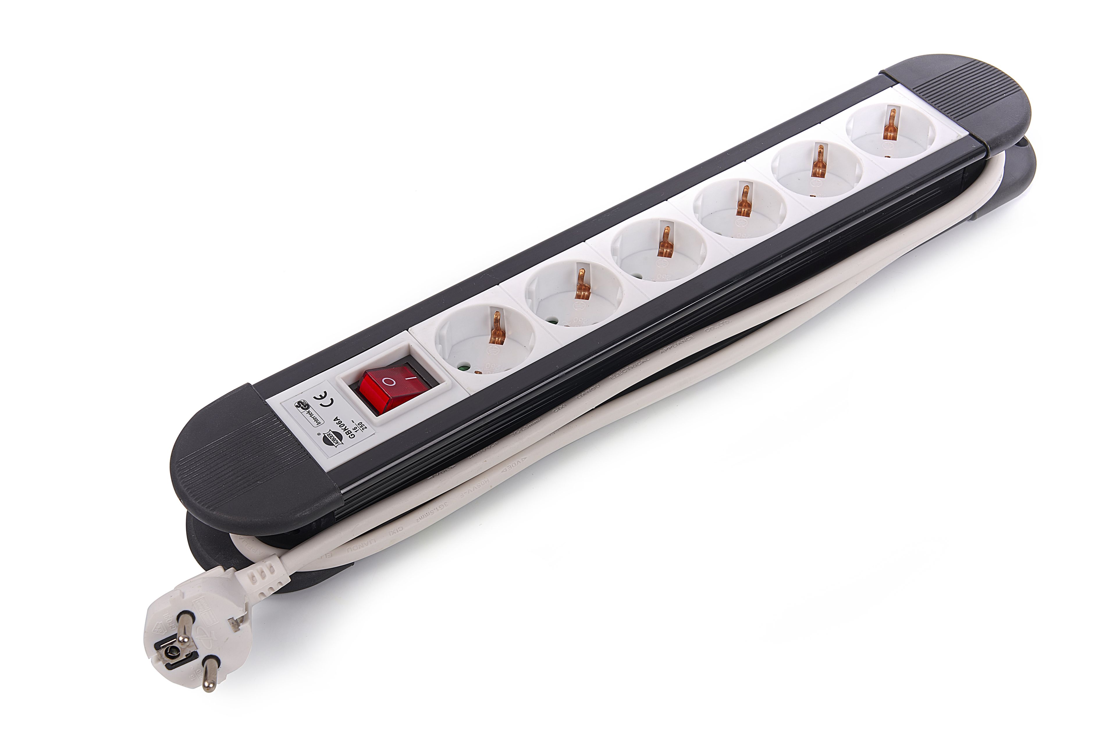 Multiprise HBM 6 Prises Câble 1,5 mètre 3 x 1,5 mm avec Interrupteur Image 2