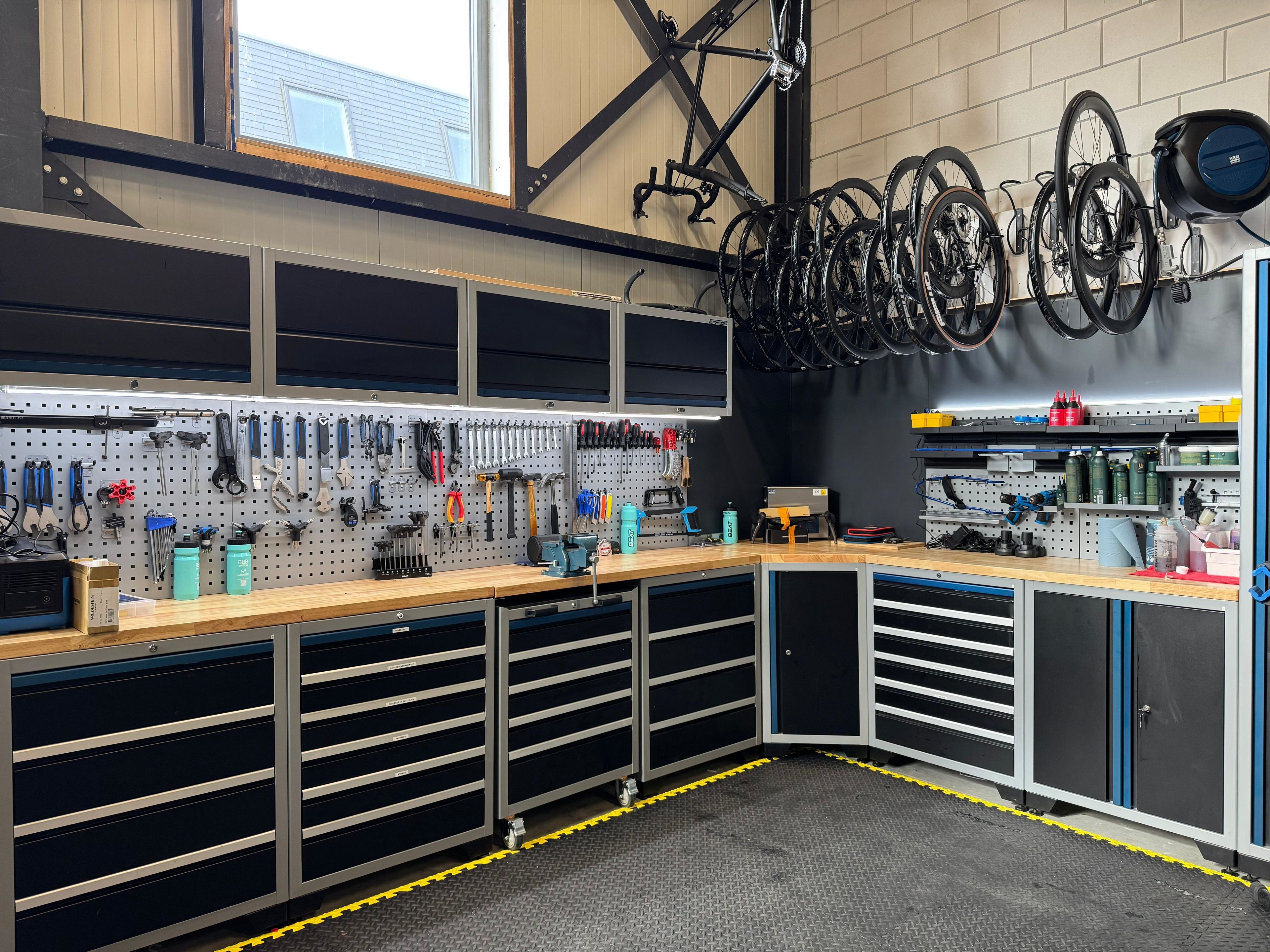 Système d'atelier modulaire professionnel de luxe HBM, 16 pièces, noir bleu Image 10