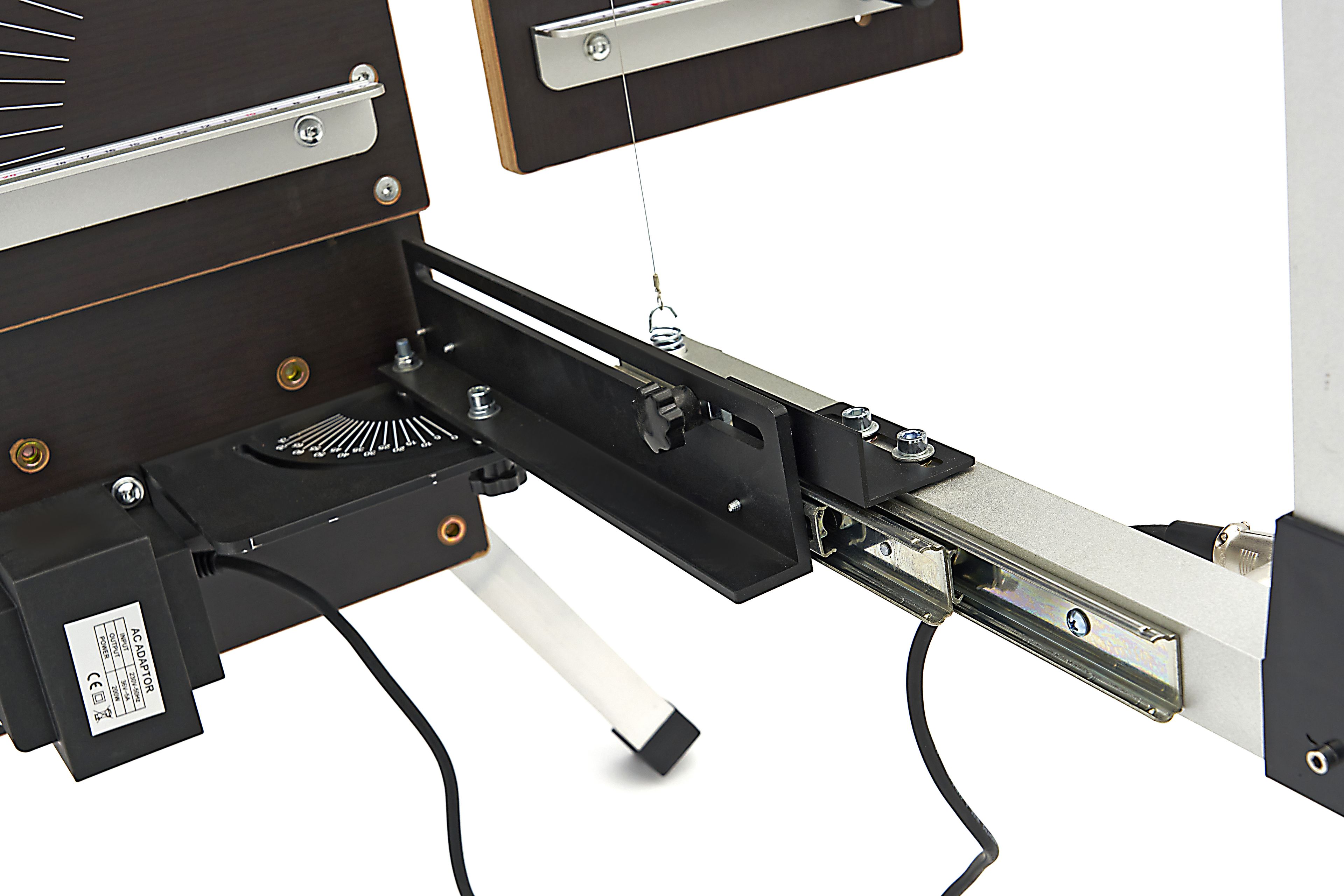 Coupeur de mousse HBM 200 W avec pattes et lames latérales Image 12