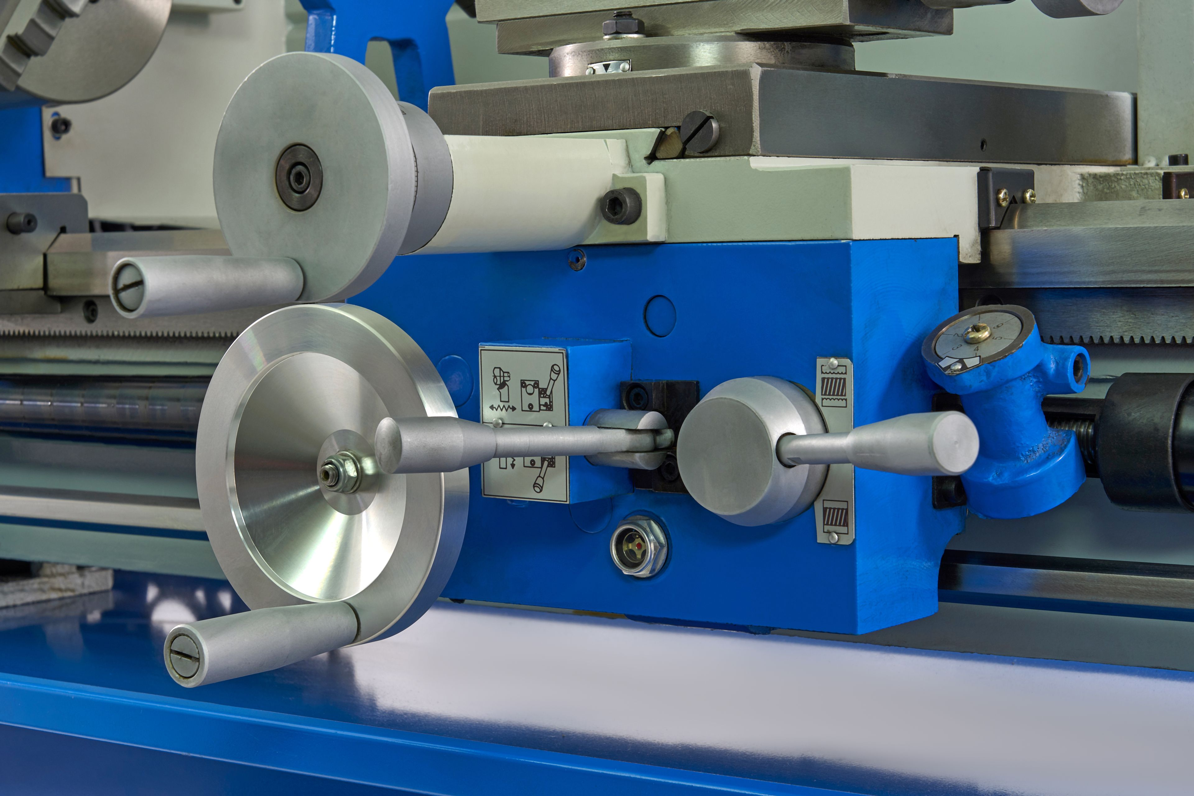 HBM torno para metal 320 x 900 vario Image 13