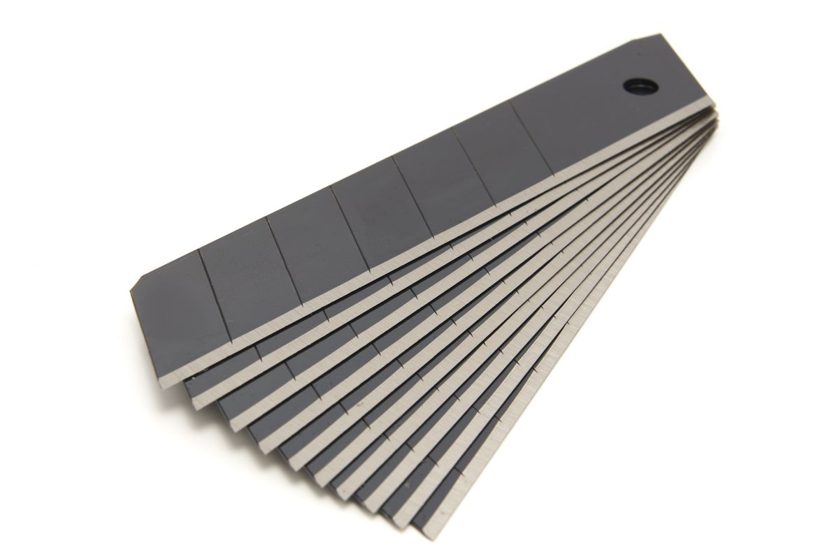 Cuchillas de repuesto HBM para cuchillo de corte con mango suave de 25 mm 10 piezas