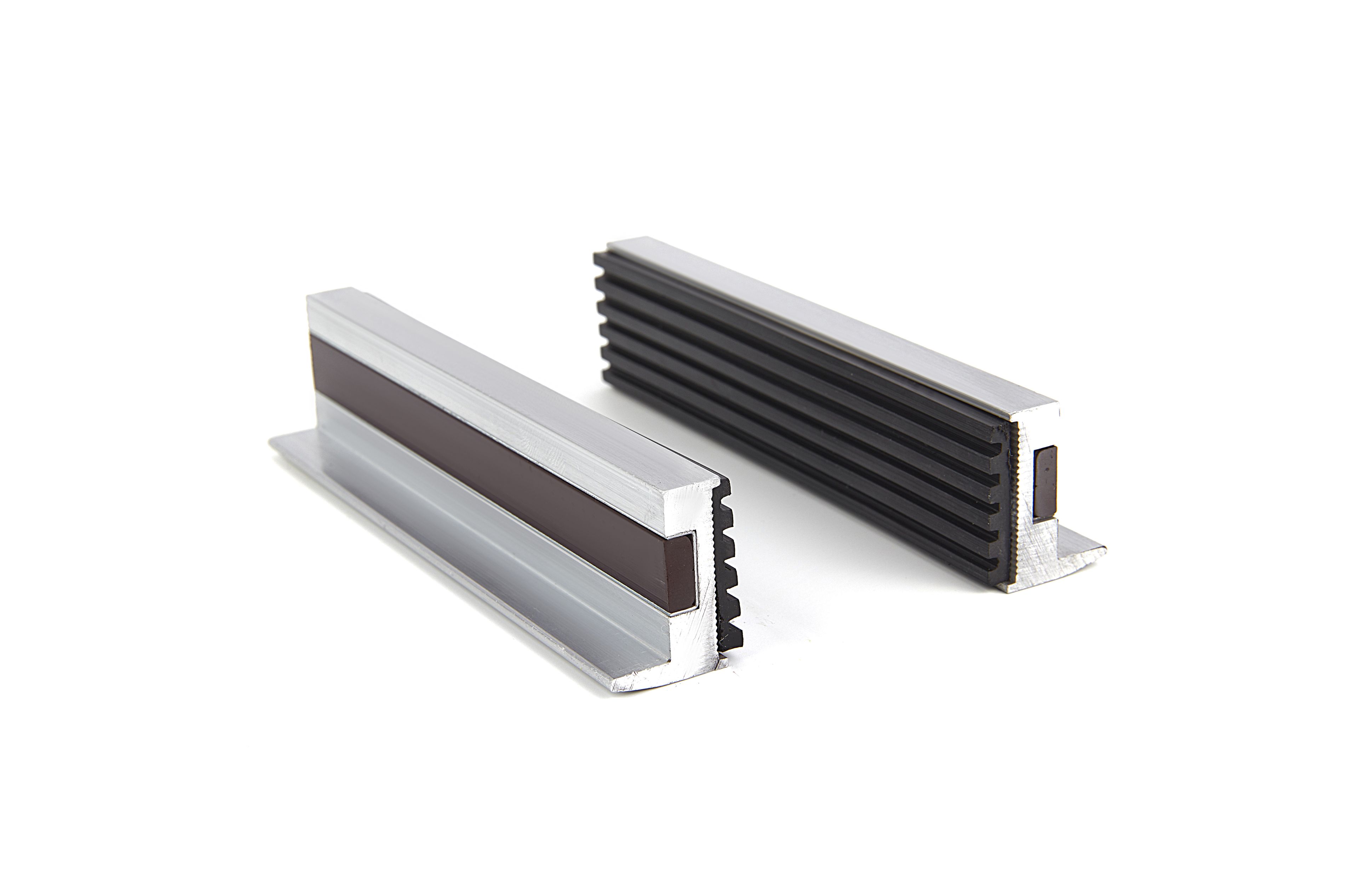 HBM-Becken aus Aluminium mit Gummi für zusätzlichen Halt