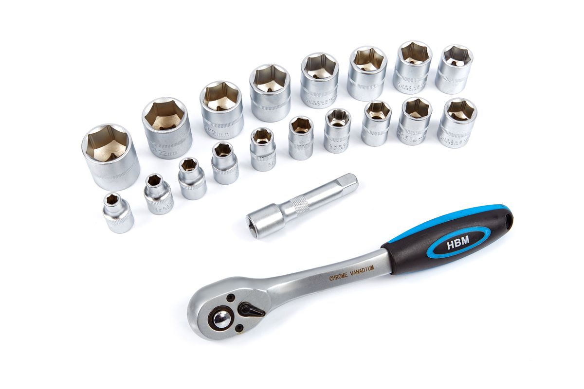 HBM 3/8 pulgadas Ratchet Profesional incluyendo 18 casquillos y extensión