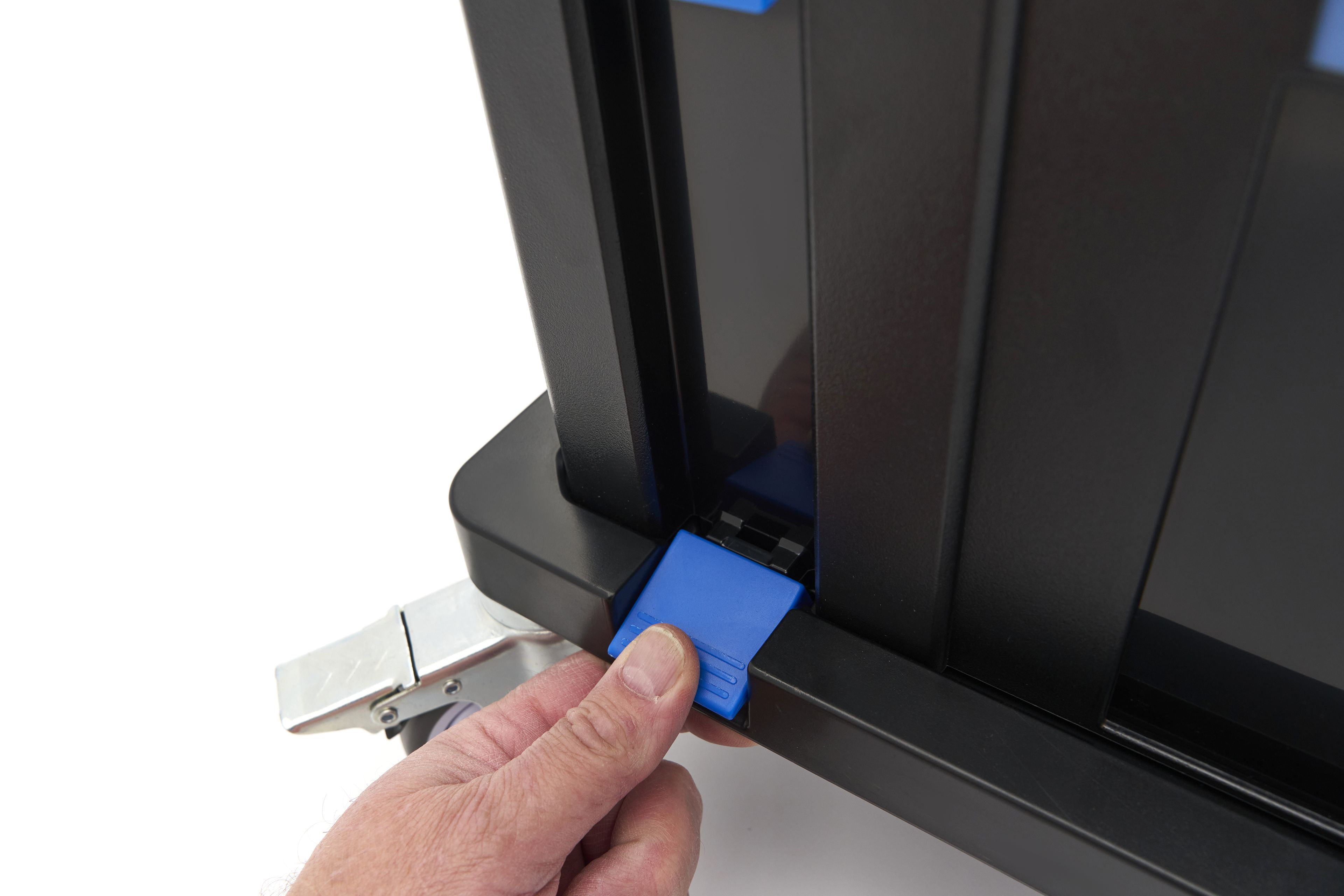 HBM verrijdbare gereedschapskoffer set 105-delig Image 6