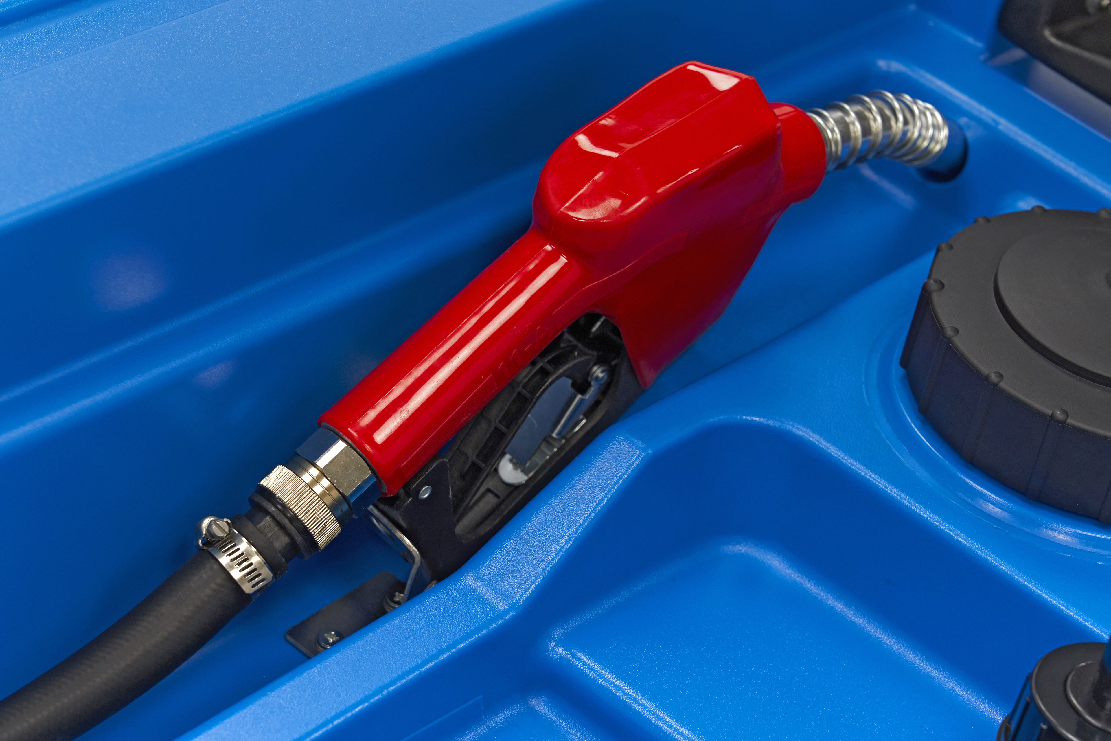 HBM Tanque de diesel móvil de plástico de 12 voltios y 400 litros Image 8