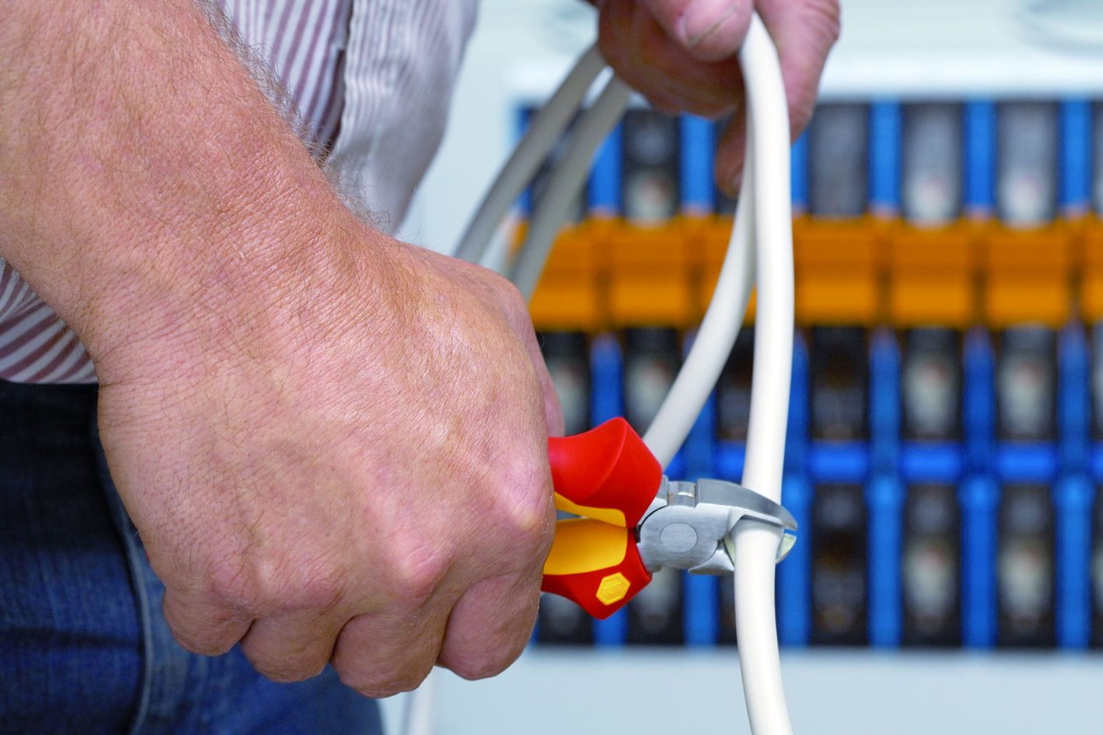 Set di pinze Wiha 3 pezzi Professional electric Z99000106  Image 2