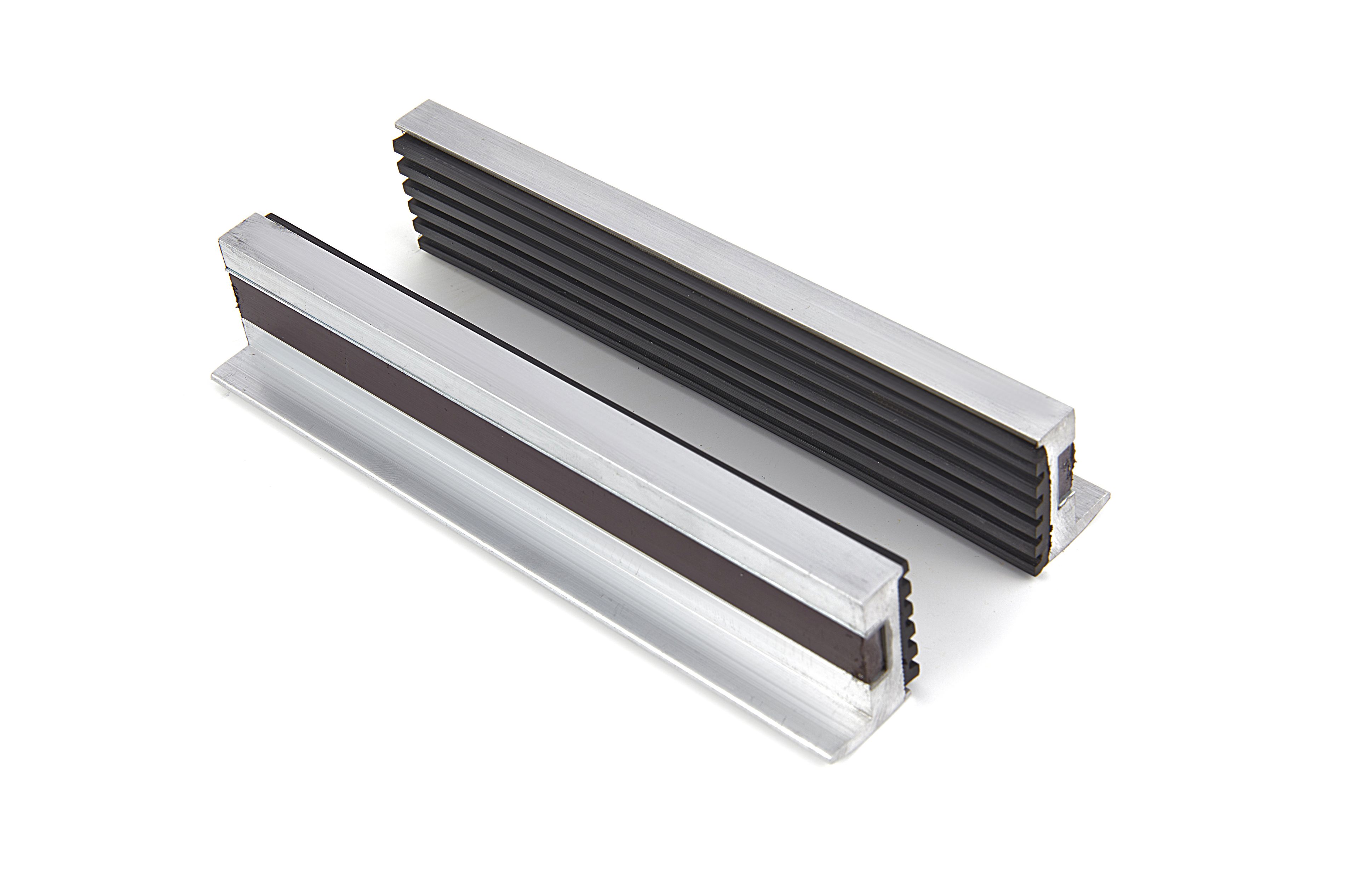 Mâchoires supérieures en aluminium HBM avec caoutchouc pour une prise supplémentaire pour 150 mm Image 1