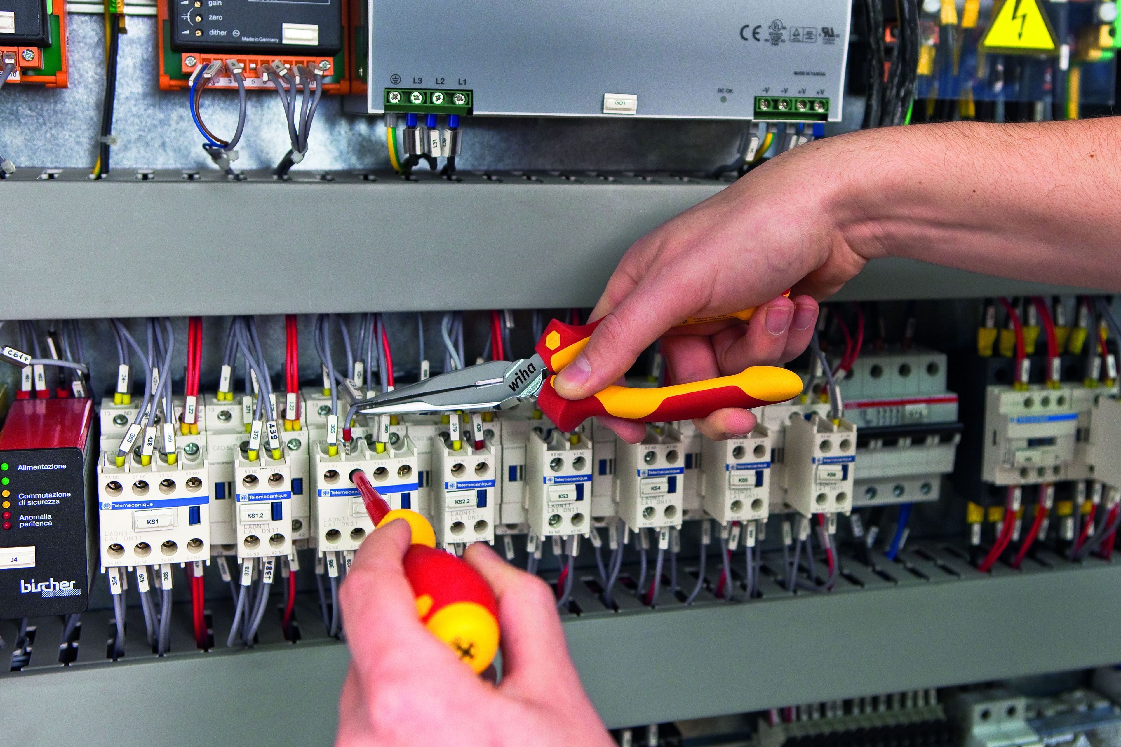 Set di pinze Wiha 3 pezzi Professional electric Z99000106  Image 3