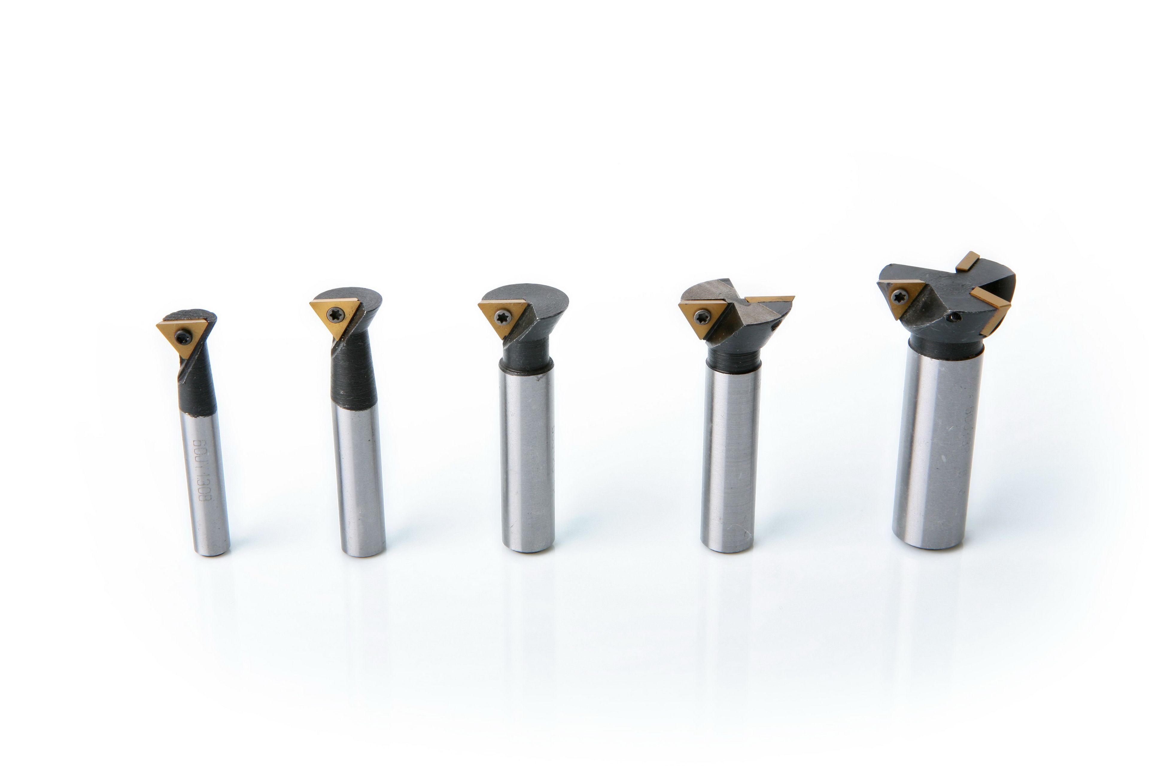 Plaquettes triangulaires HBM pour le fraisage en queue d'aronde