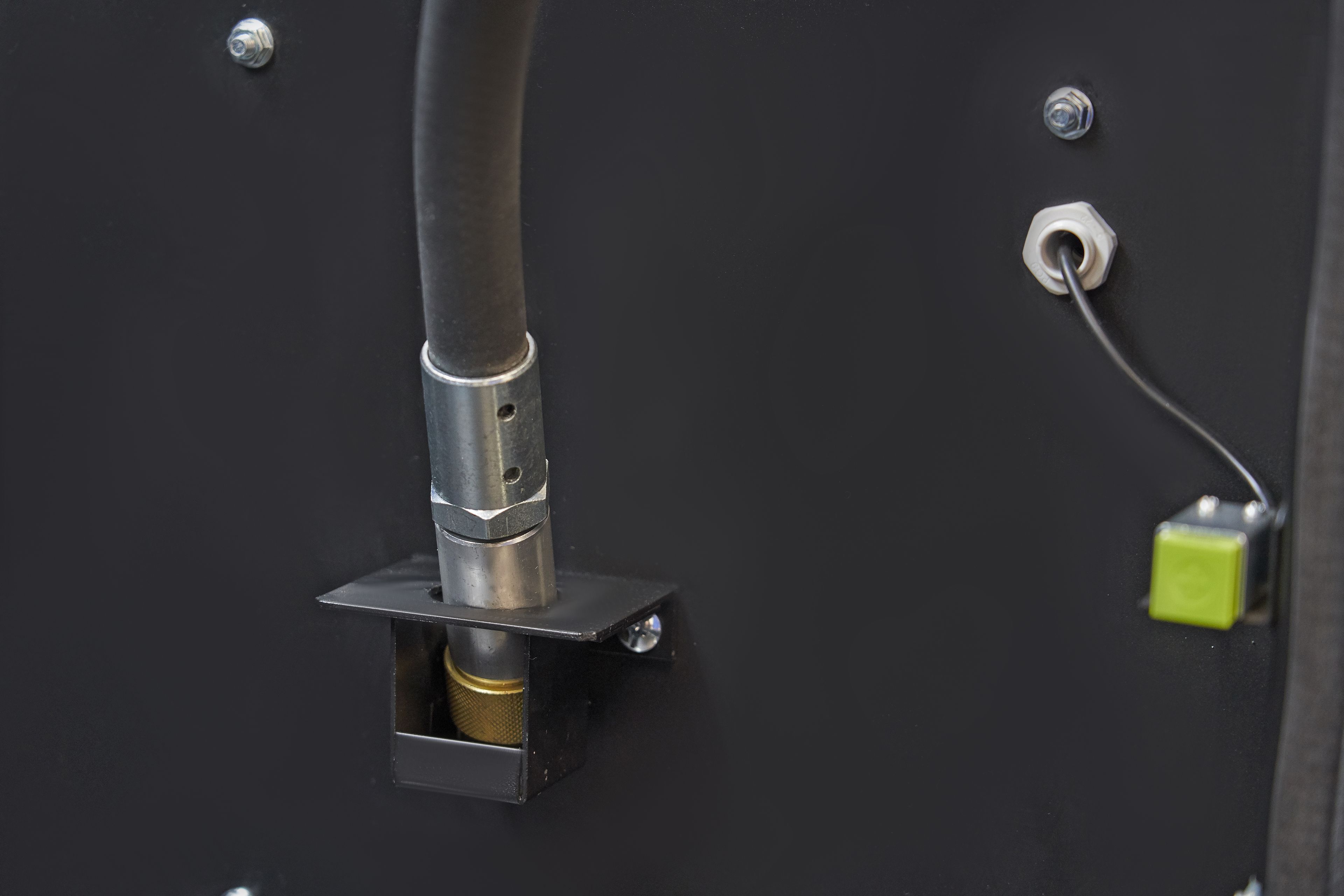 HBM SBC 990 Hochdruck Strahlkabine mit 2 Absaugungen Image 24