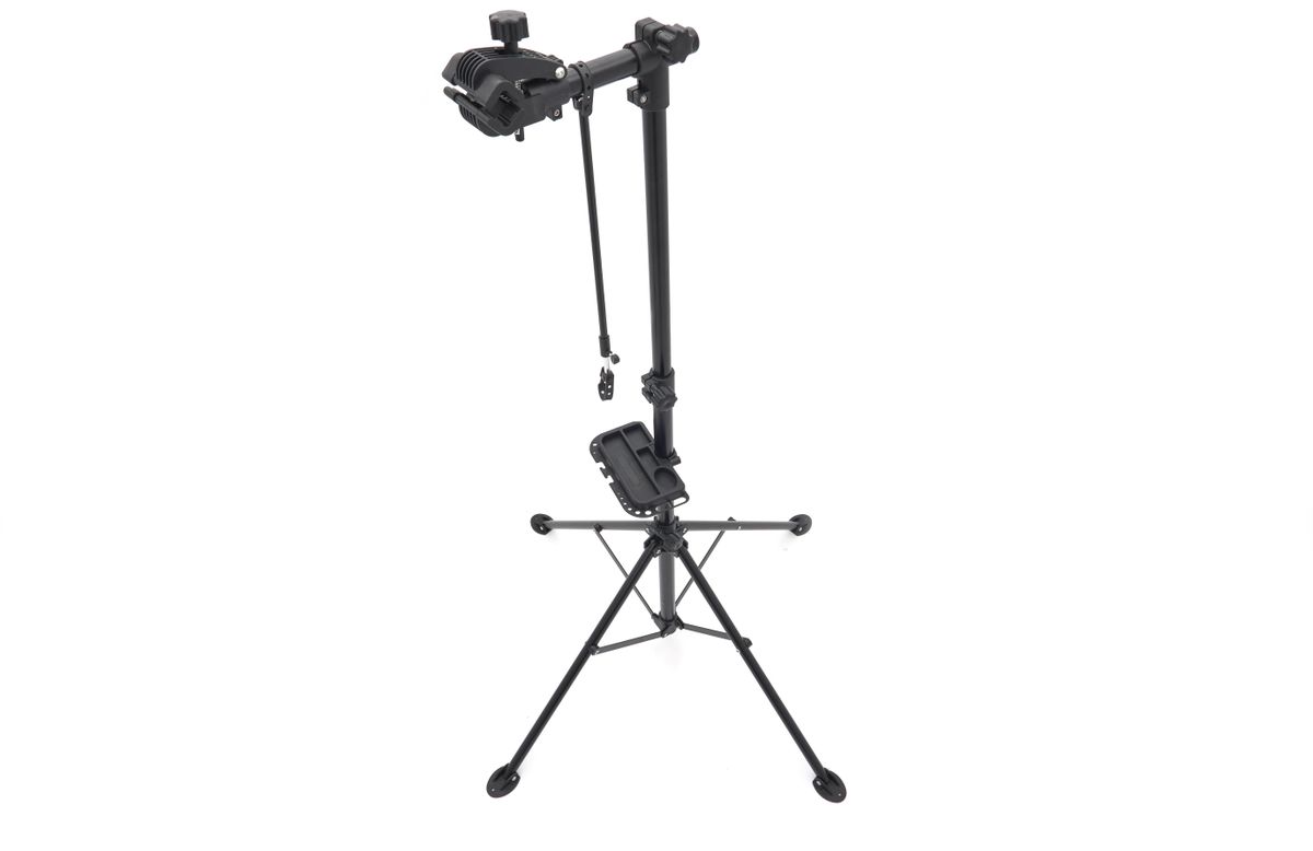 Soporte de montaje de bicicleta HBM profesional ajustable en altura 109 – 190 cm.