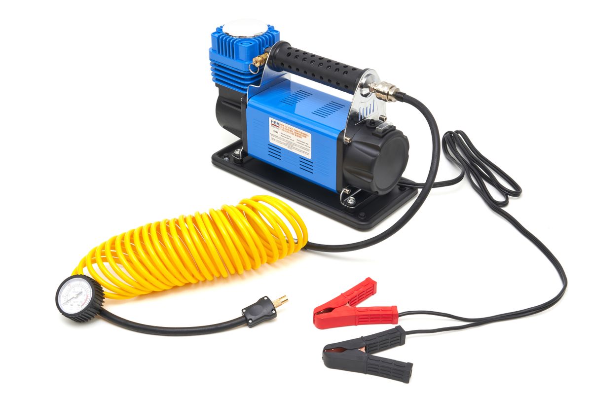 Compresor profesional de 12 Voltios HBM 45A sin aceite 160 litros por minuto