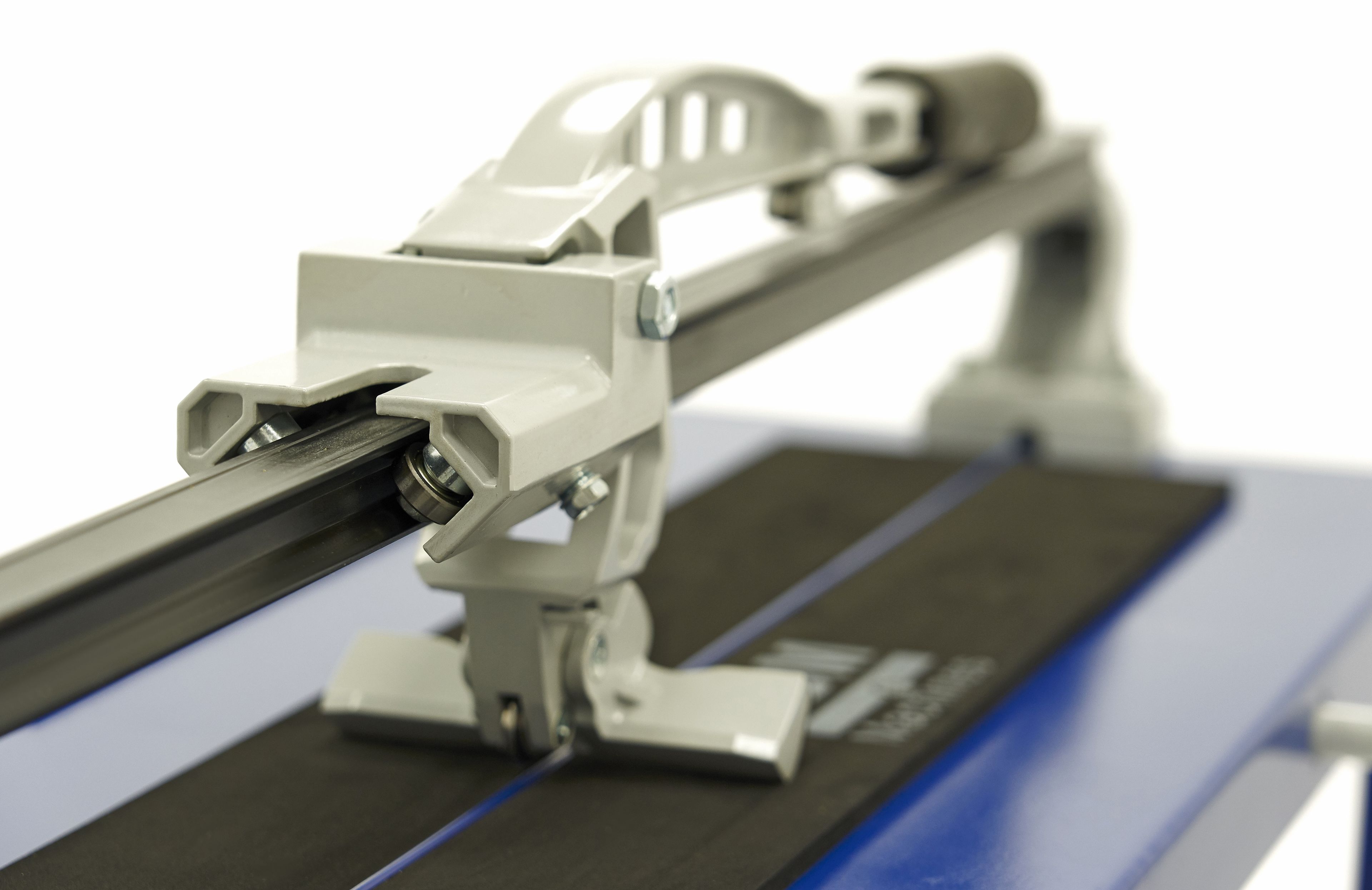 HBM 600 mm. Professionele Heavy Duty Tegelsnijder Inclusief Onderstel en 2 Snijwielen Image 9