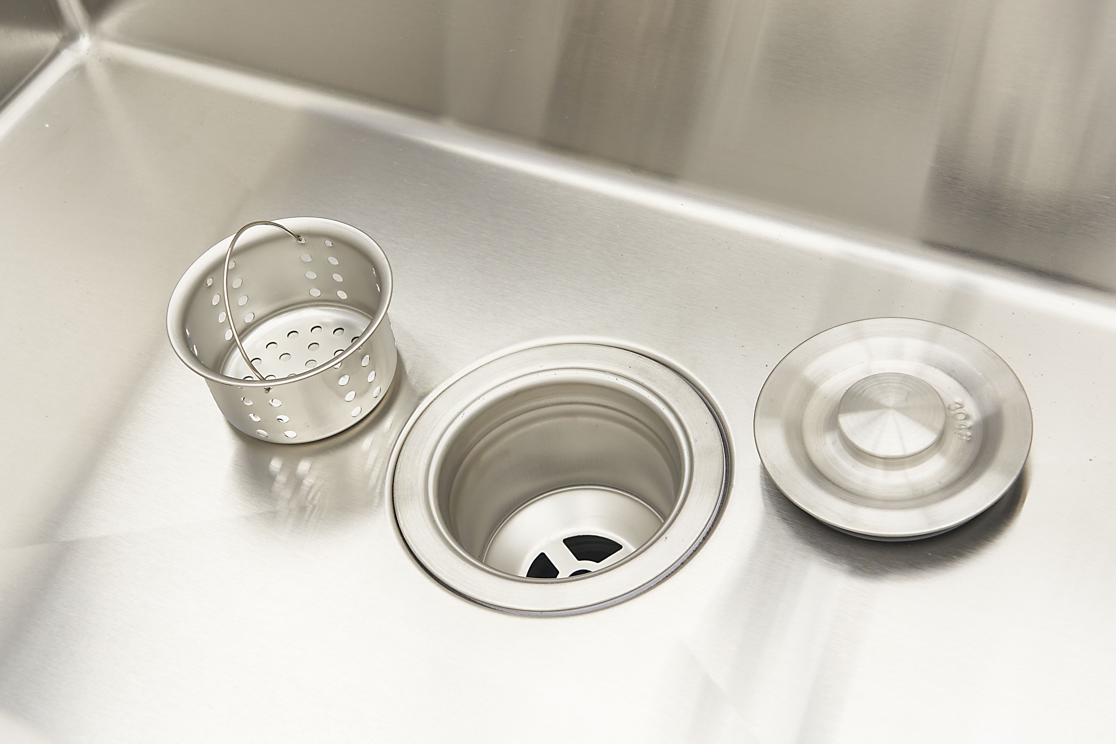 Évier HBM avec robinet pour équipement d'atelier Image 7