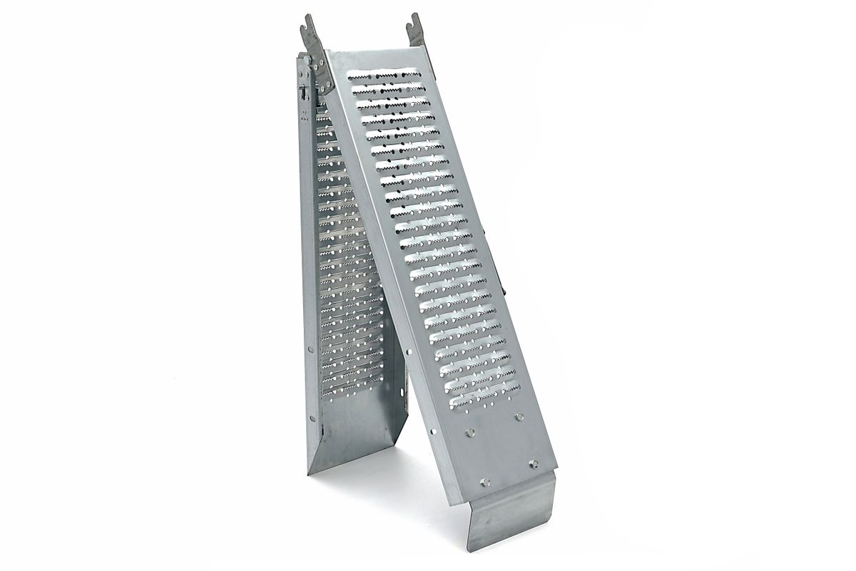 HBM 112,5 Kg. Rampa plegable 160 x 22 cm.