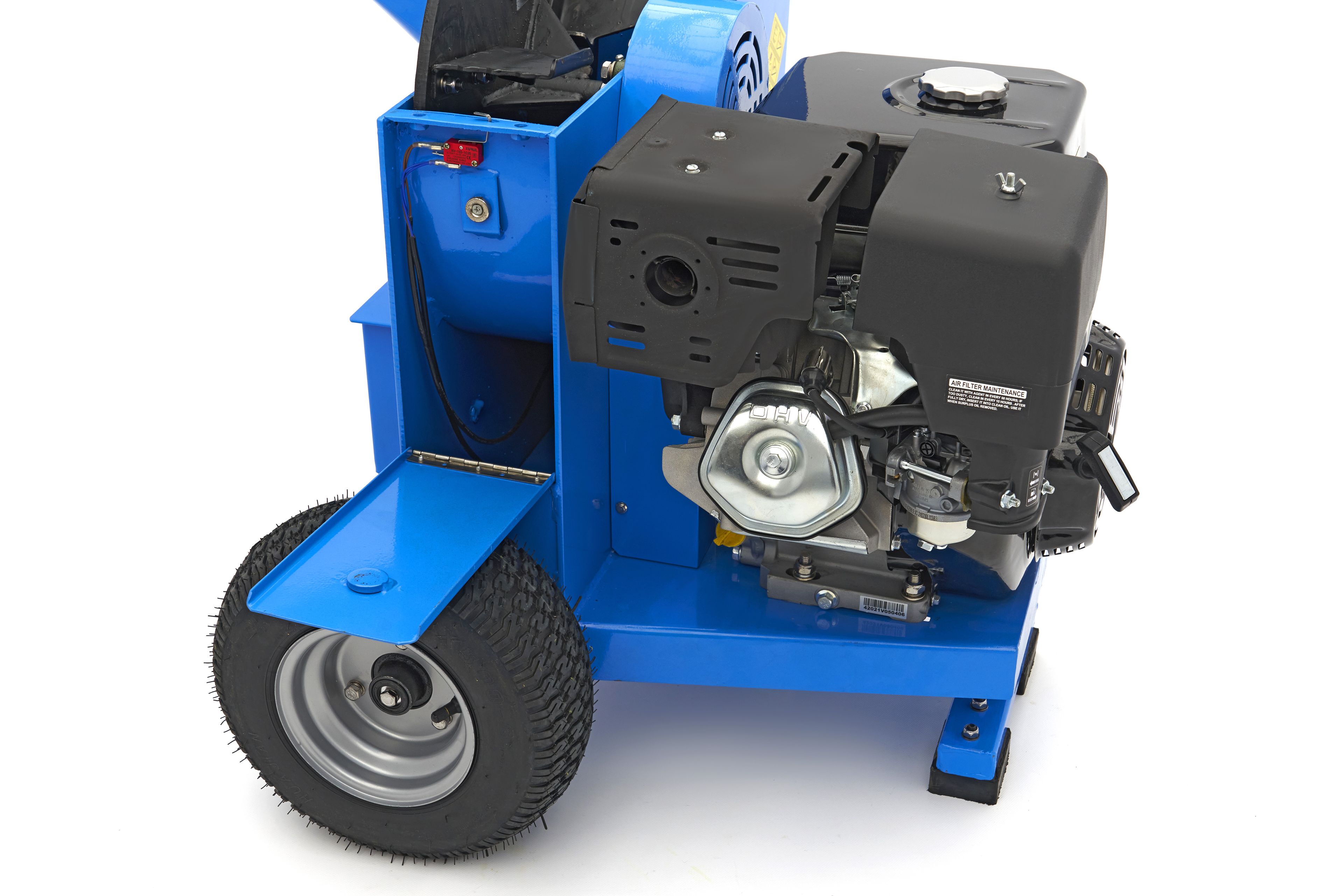 HBM professioneller 4-Takt 15 PS – 420 cm³ Benzin-Häcksler/Holzhäcksler mit Elektrostart Image 14