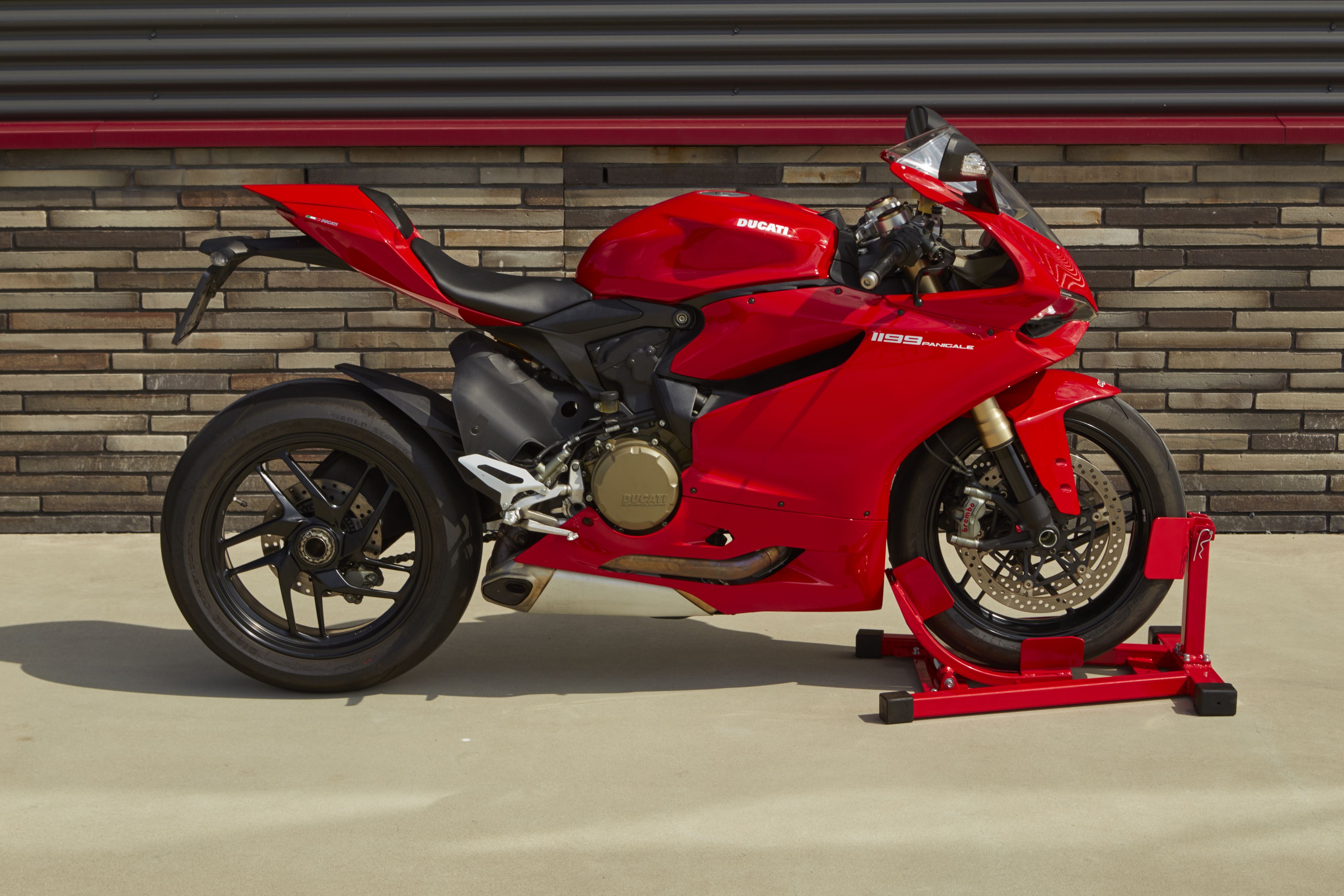 HBM Fixation de roue d'entrée de moto modèle 2 Image 5