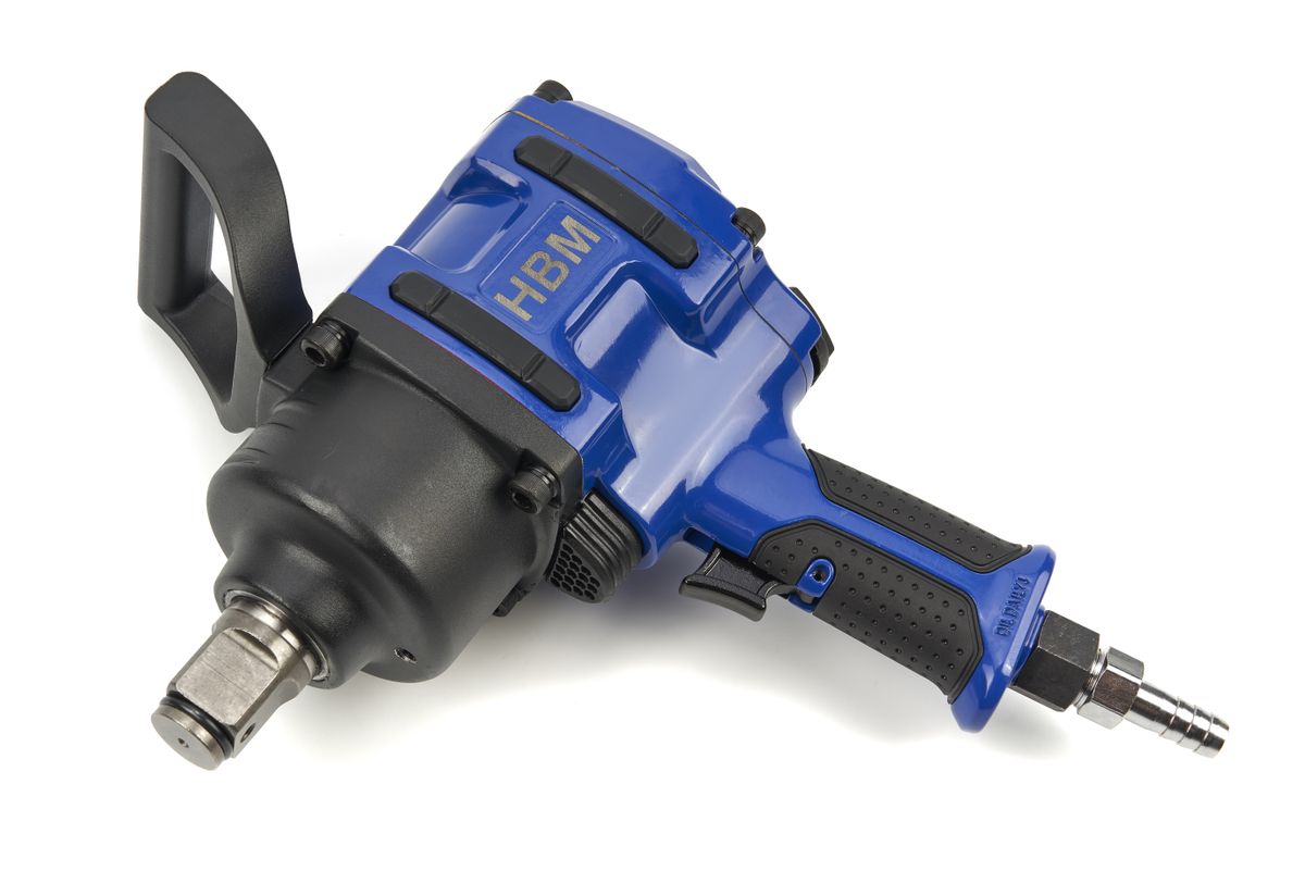 HBM 1'' Llave de impacto profesional 1800 NM