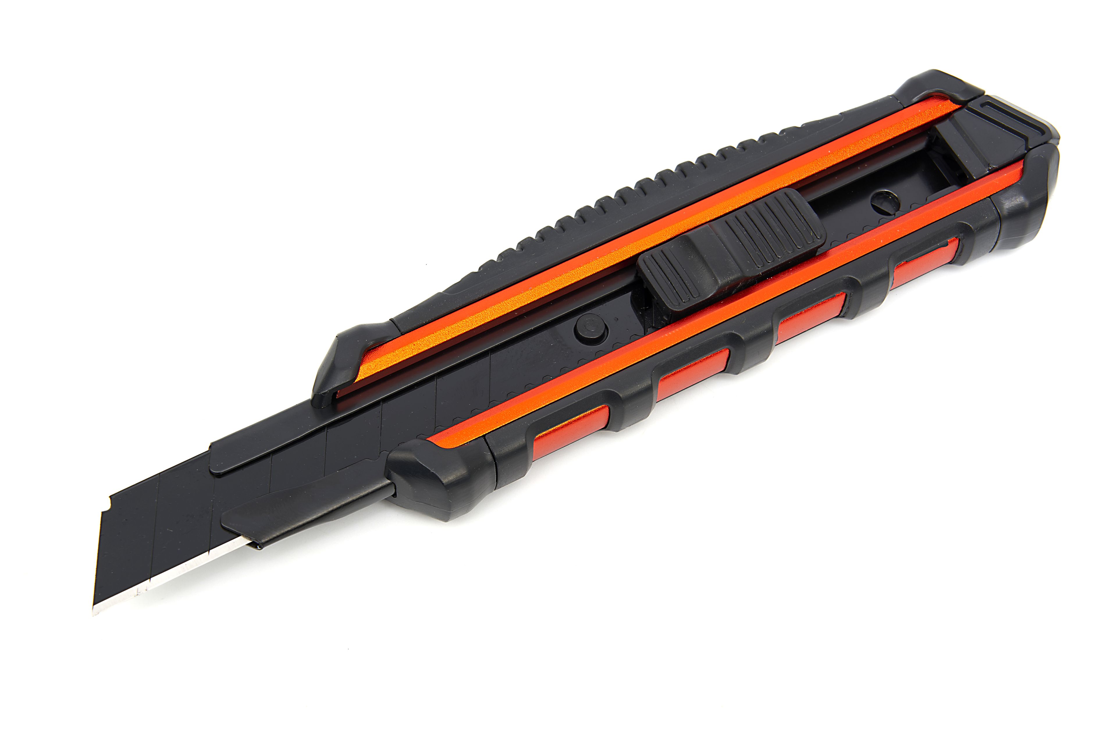 Cutter Universal Profesional de Aluminio HBM con Agarre Suave 18 mm