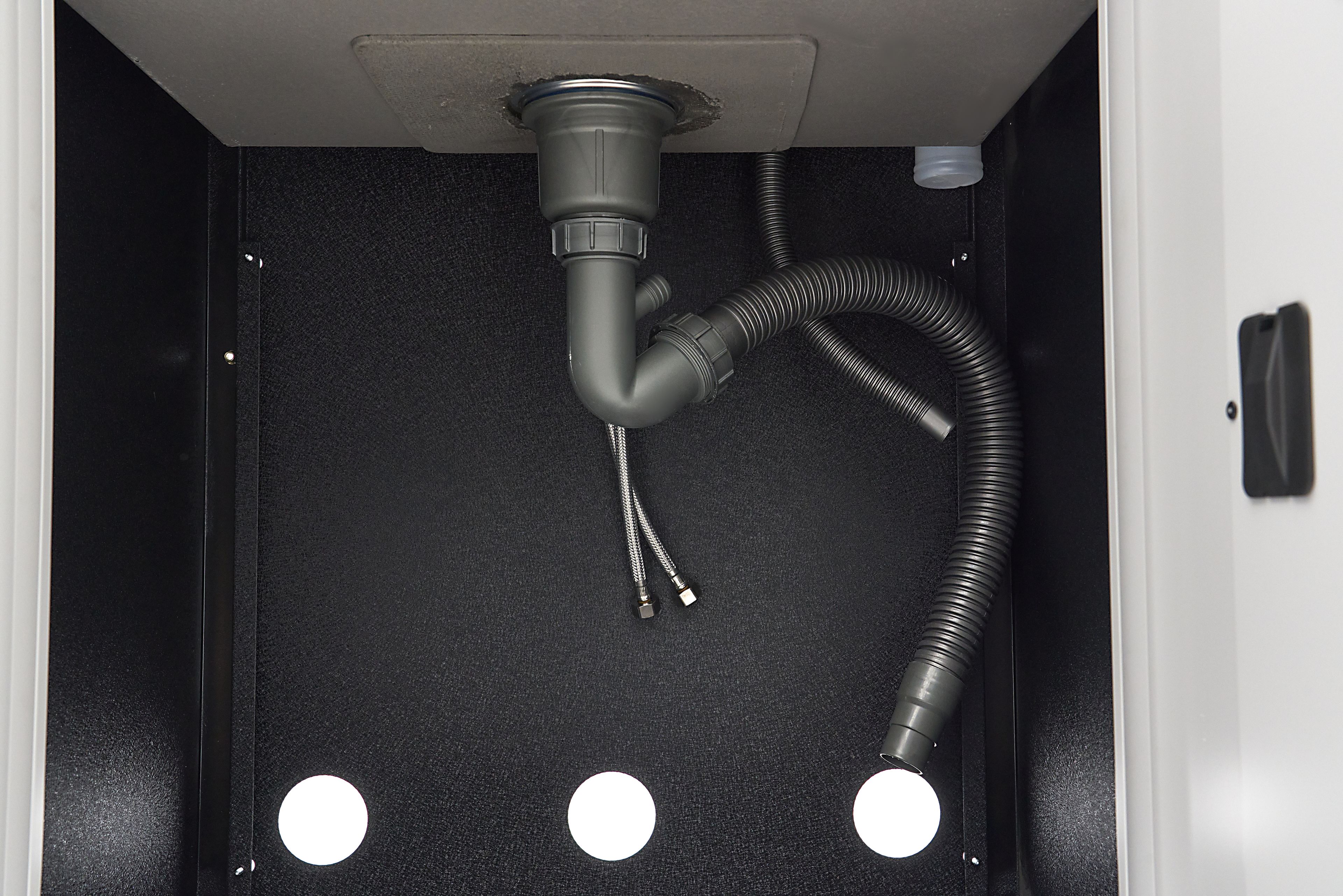 Évier HBM avec robinet pour équipement d'atelier Image 11