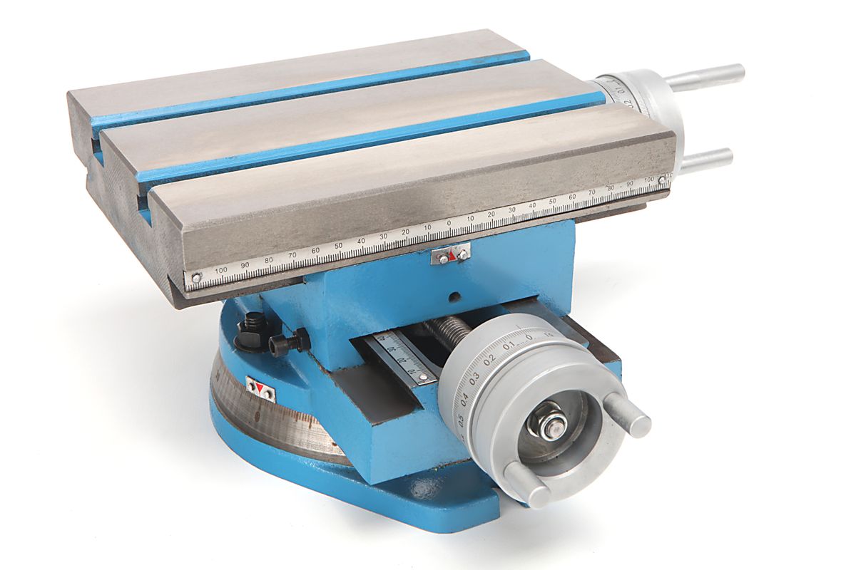 HBM LCT 225 Mesa de Corte con Base Giratoria